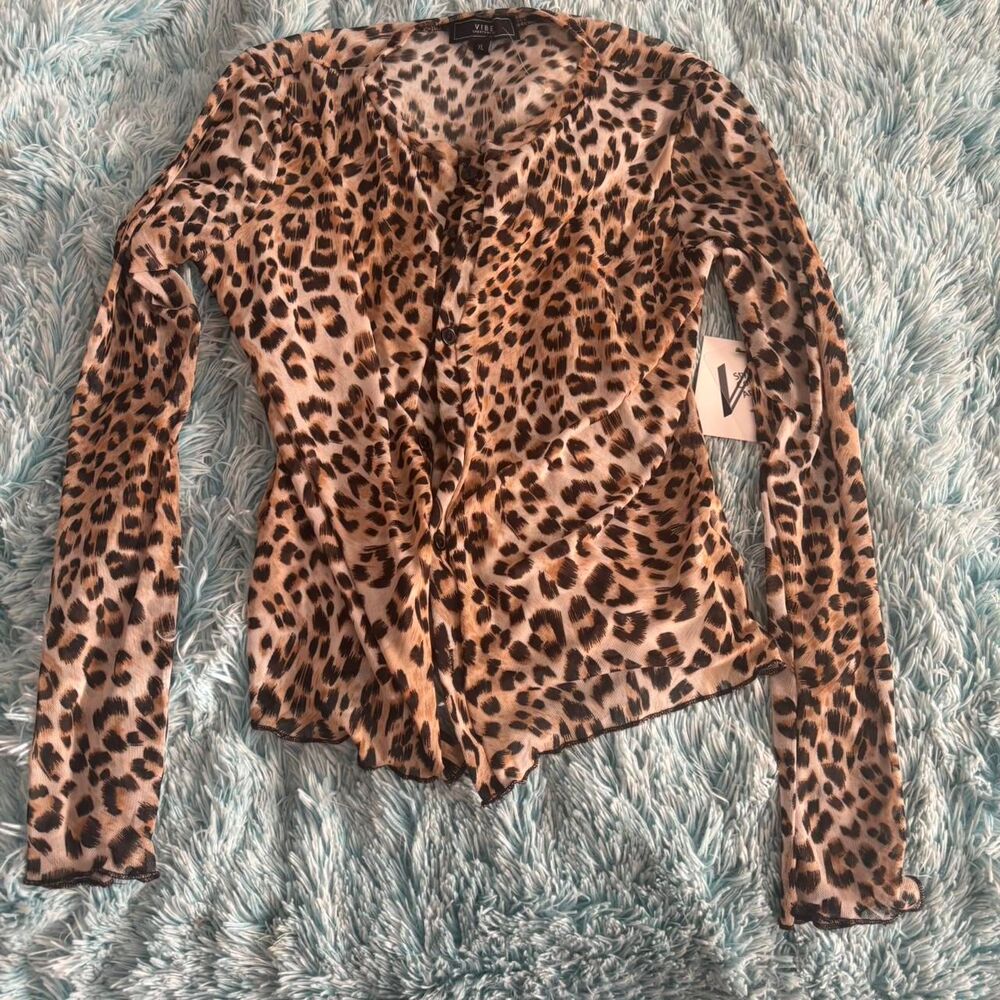 Vibe Leopard Print Long Sleeve Button-Up Blouse — NWT Women's XL